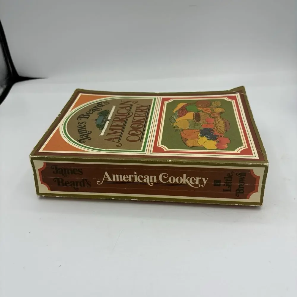 James Beard's American Cookery Cookbook Paperback 1972‎ Vintage